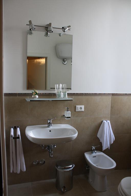 Le Sorelle Lumiere Bed & Breakfast Rome Bilik gambar
