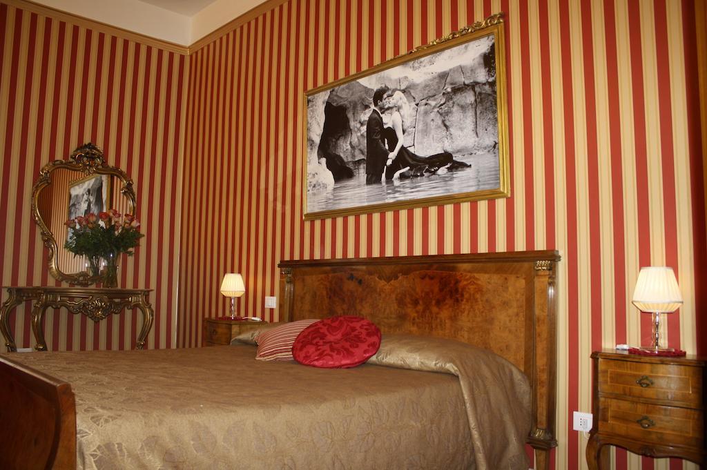 Le Sorelle Lumiere Bed & Breakfast Rome Bilik gambar
