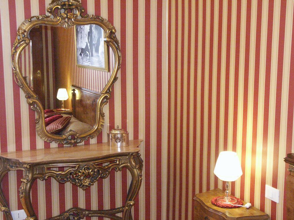 Le Sorelle Lumiere Bed & Breakfast Rome Bilik gambar
