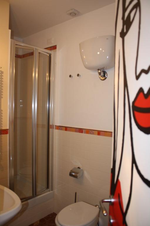 Le Sorelle Lumiere Bed & Breakfast Rome Bilik gambar